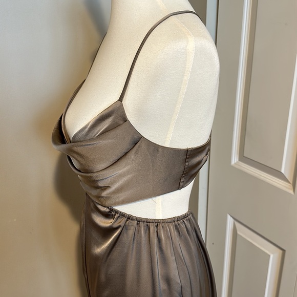 Amanda Dressed Up Jumpsuit - Picture 9 of 10